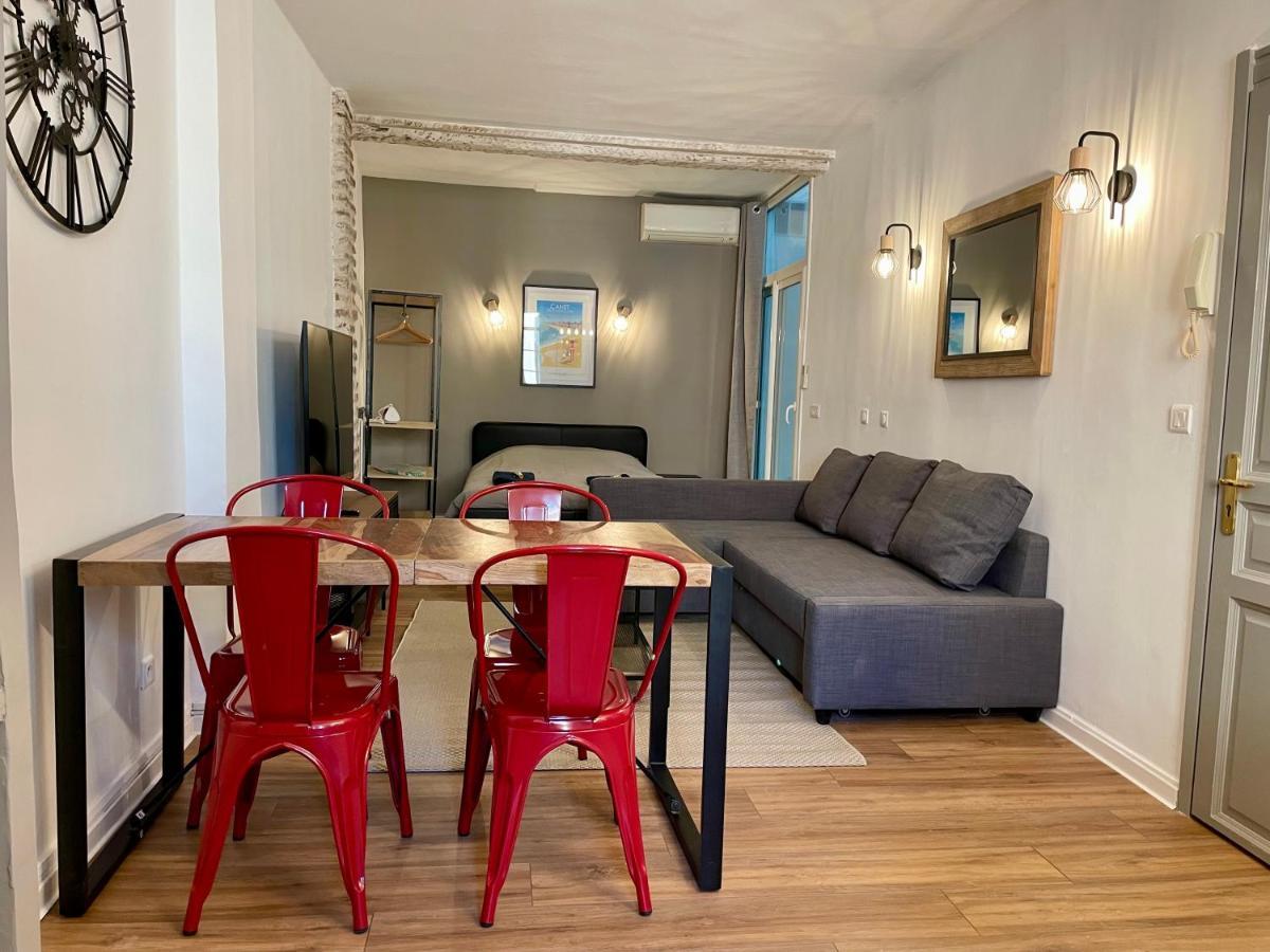 Republique - Dauder De Selva Apartment แปร์ปินญอง ภายนอก รูปภาพ